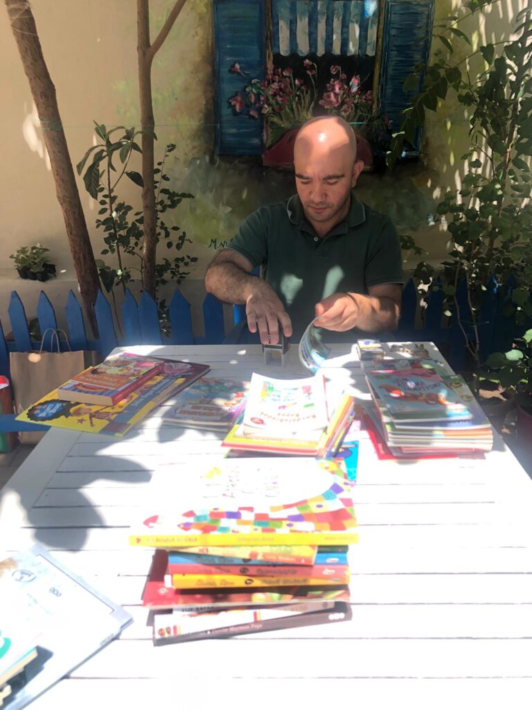Yaşayan Şehit Kütüphanesi