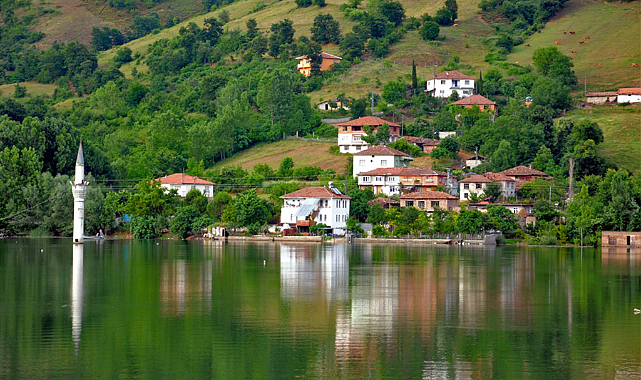 Batık Minare